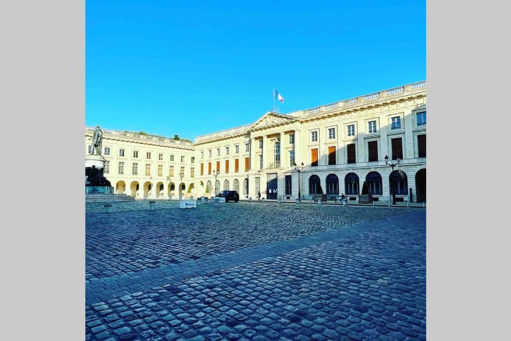 Superbe Loft 100M2 Proche Cathedrale Avec Parking Apartment Reims Bagian luar foto