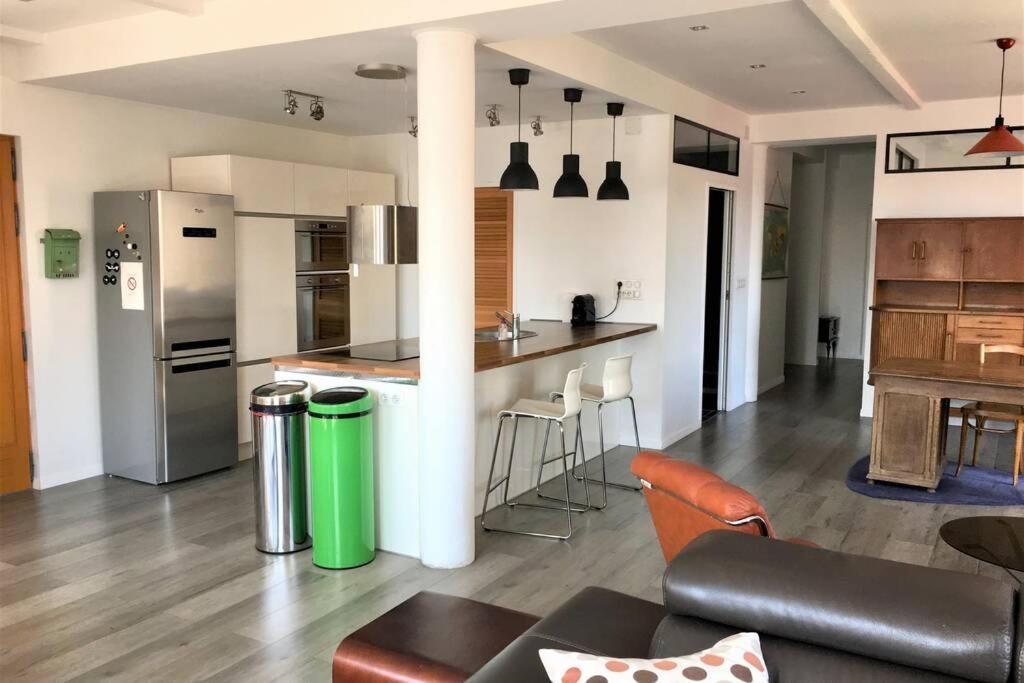 Superbe Loft 100M2 Proche Cathedrale Avec Parking Apartment Reims Bagian luar foto