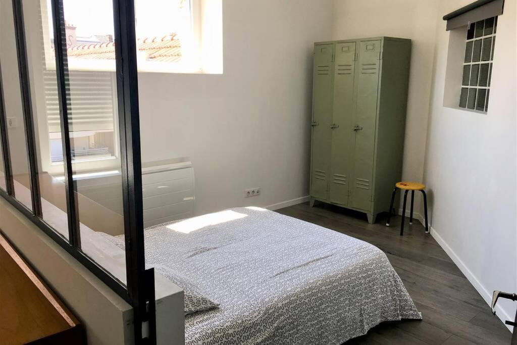 Superbe Loft 100M2 Proche Cathedrale Avec Parking Apartment Reims Bagian luar foto